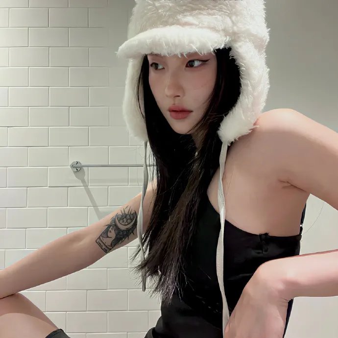 靓妹有难